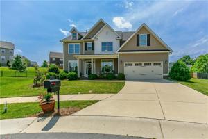 196 Elgin Court