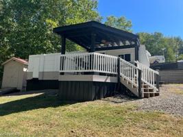 120 Sparrow Lane