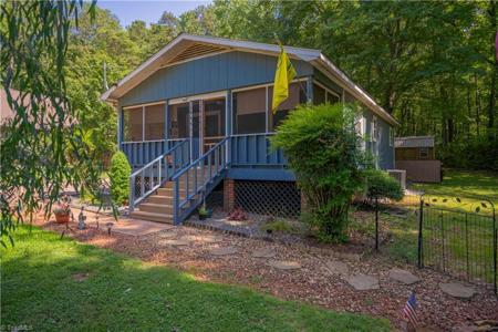 250 Horseshoe Drive