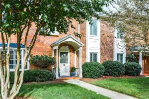 15 Fountain Manor Drive Unit C