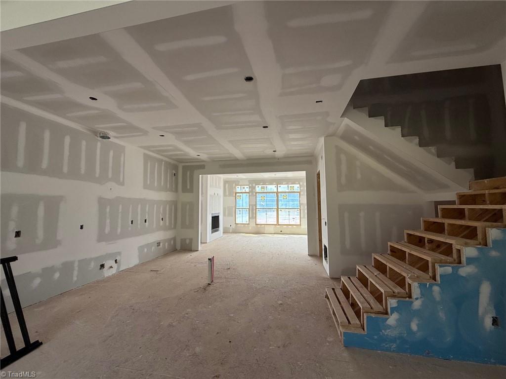 Image 3: Kitchen/Dining