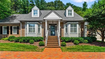 7 New Bern Square