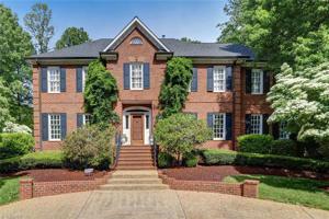 3803 Round Hill Road