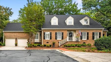 2 Saint Augustine Square