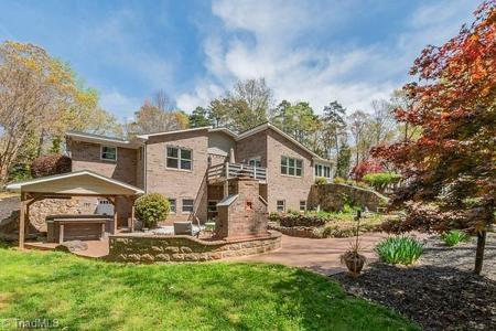2907 Beckner Road