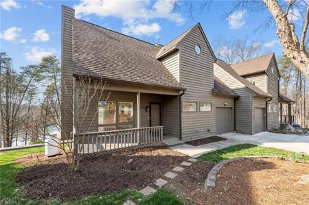 1003 Eastshore Circle