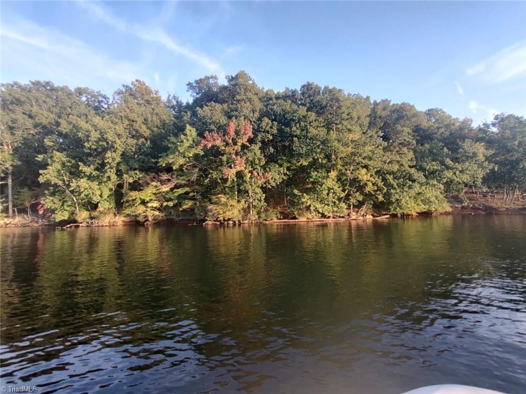 190 Point View Court Denton NC lhrmls 03486652 LakeHomes com 190 Point View Court Denton NC lhrmls 03486652 LakeHomes com