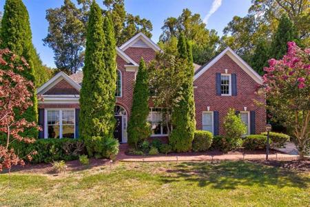 19 Middlefield Court