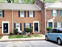 3221 Regents Park Lane