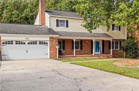 4307 Oak Hollow Drive