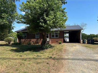 8721 Linwood Southmont Road