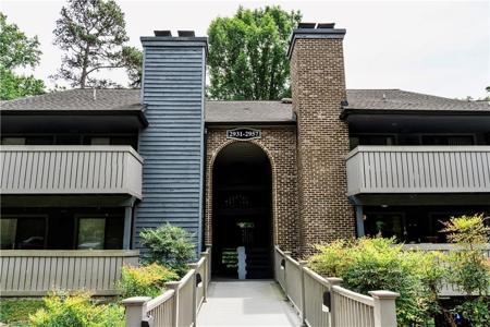 2935 Oaktop Circle
