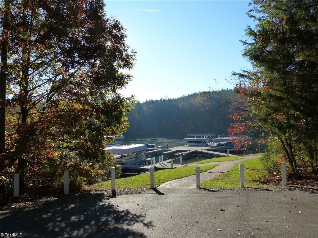Image 4: Stoney Point Marina