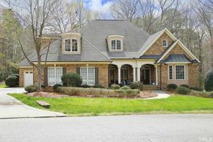 4909 Oakwealth Drive