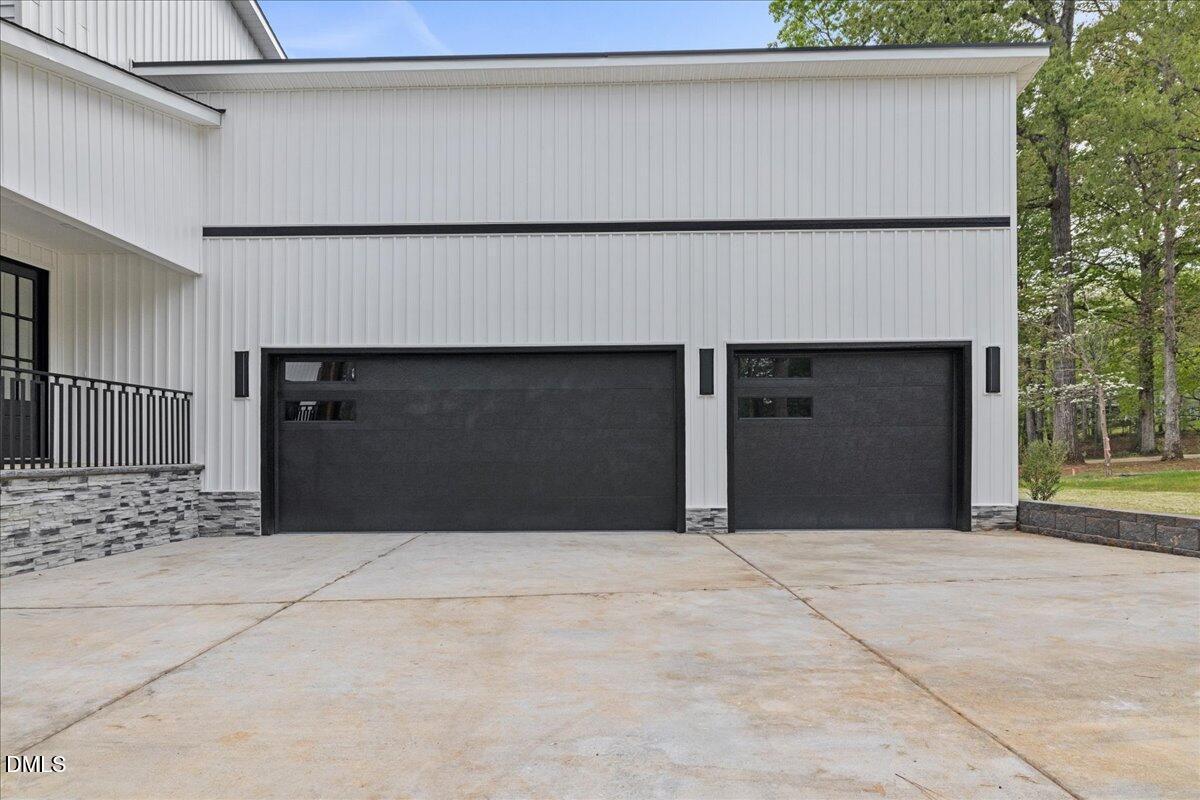 Image 3: 03-543 Sagamore Dr