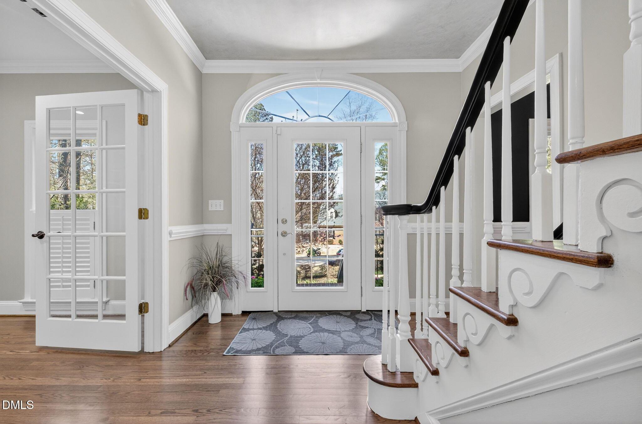 Image 4: 8-web-or-mls-127 Lockwood West-9