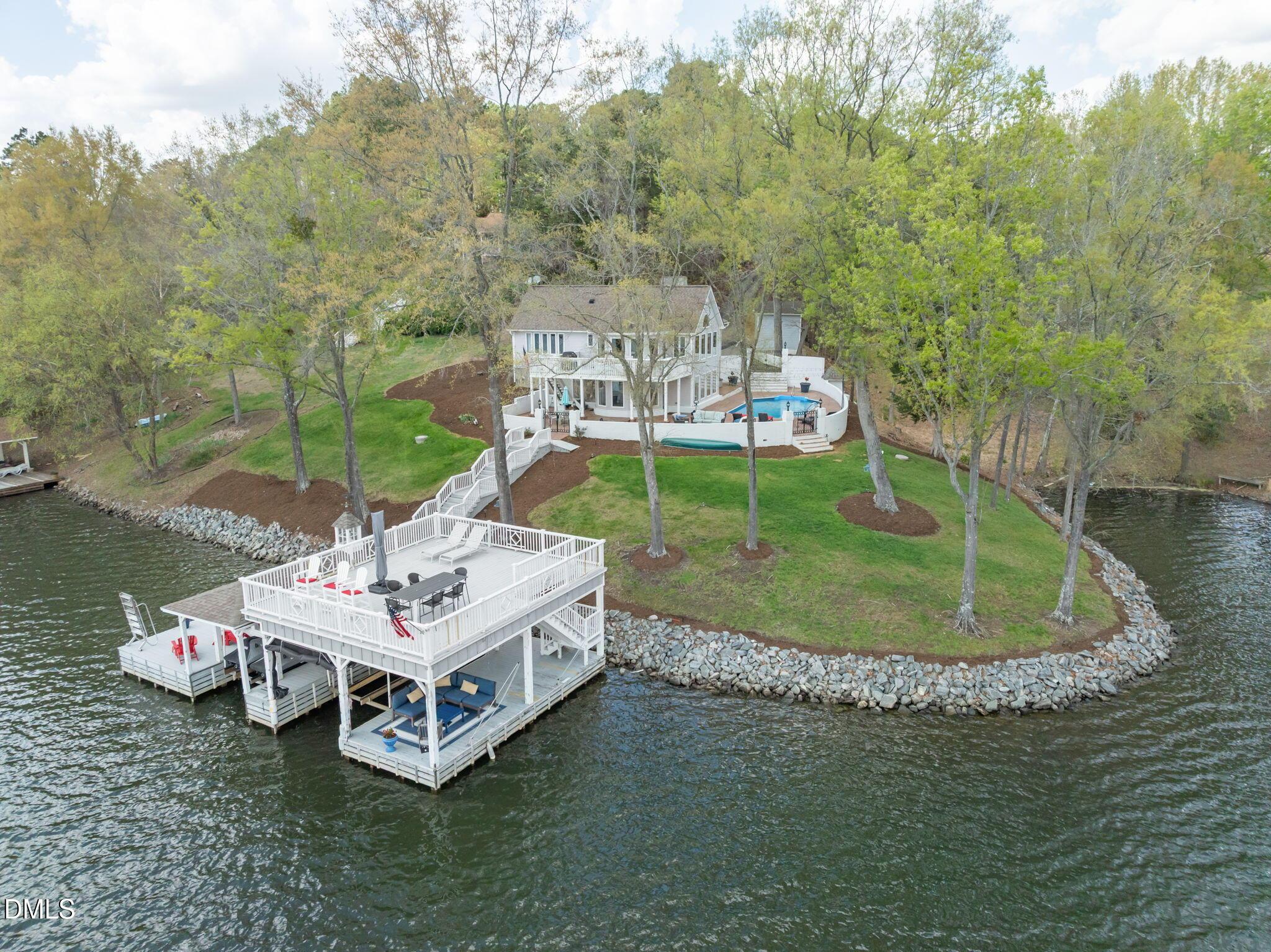 Image 1: 11-web-or-mls-DJI_0277