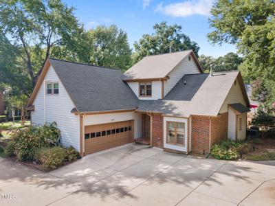 106 Prestwick Place