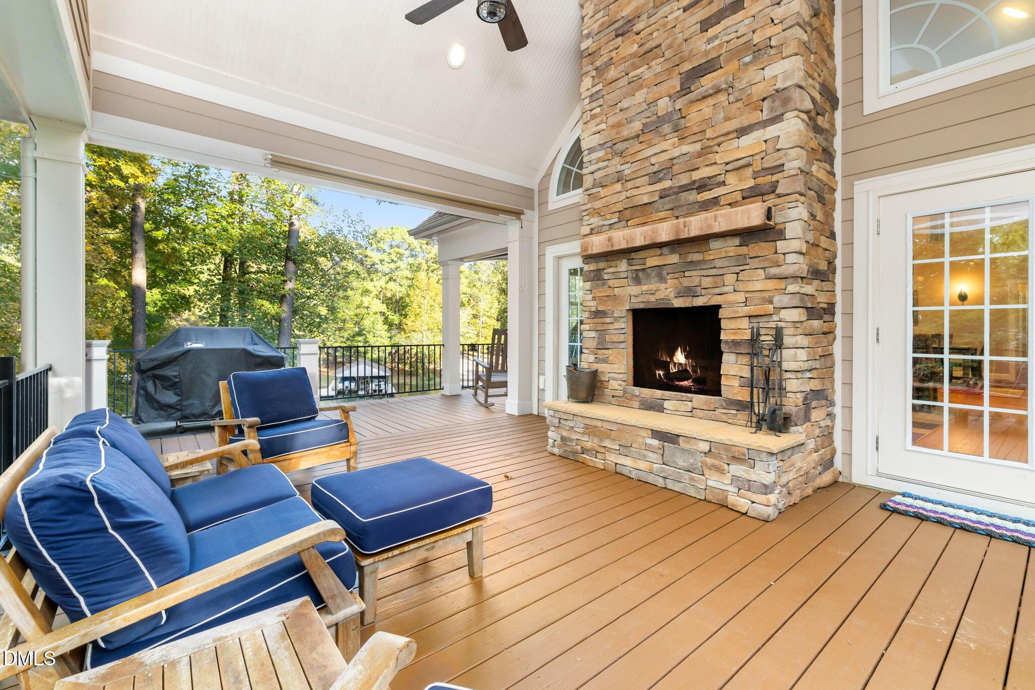 Image 3: 40-web-or-mls-140-Breezewood-40