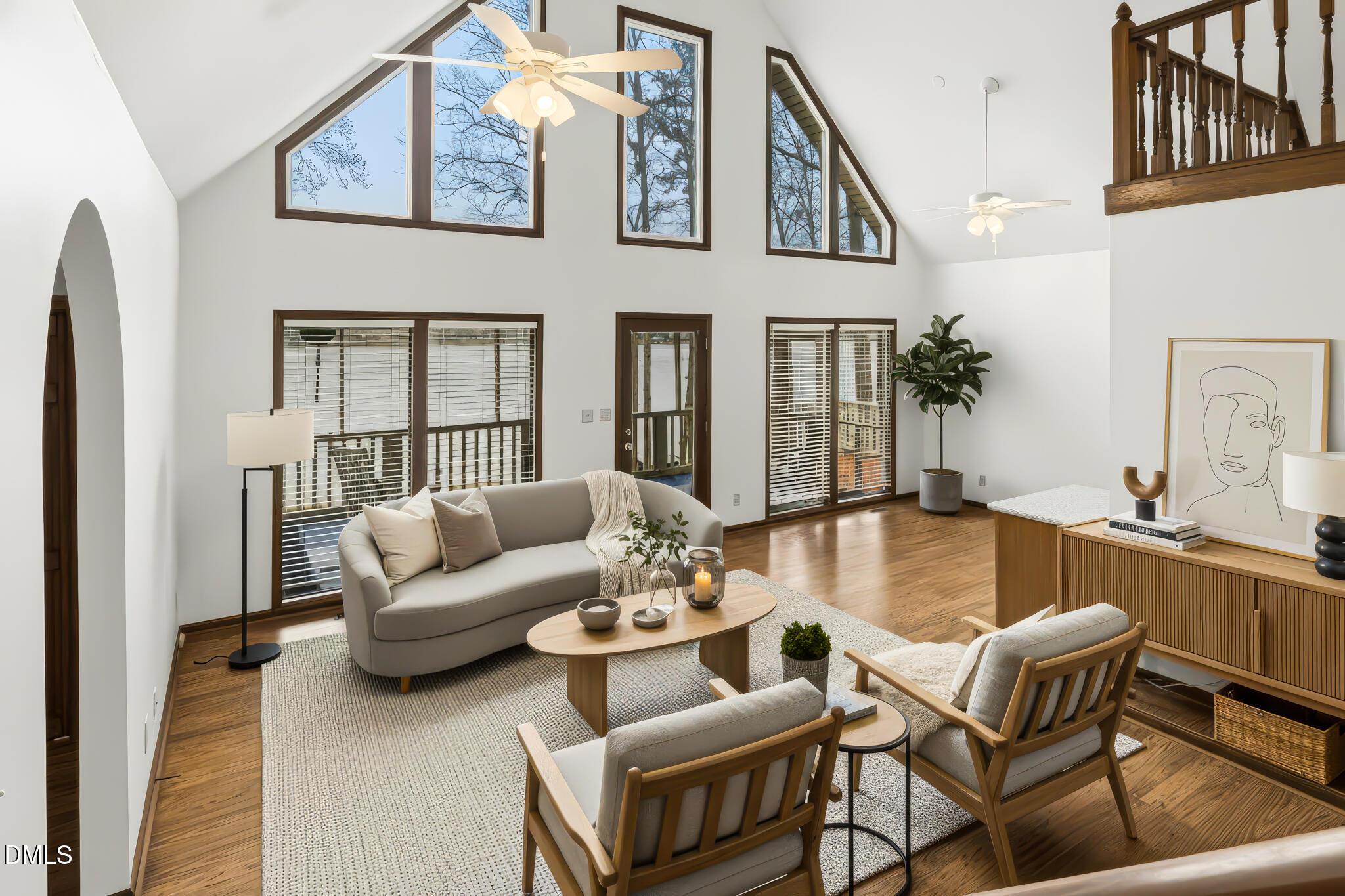 Image 4: DSC00829_staging_cc0f0dad-6bcc-4239-a37a