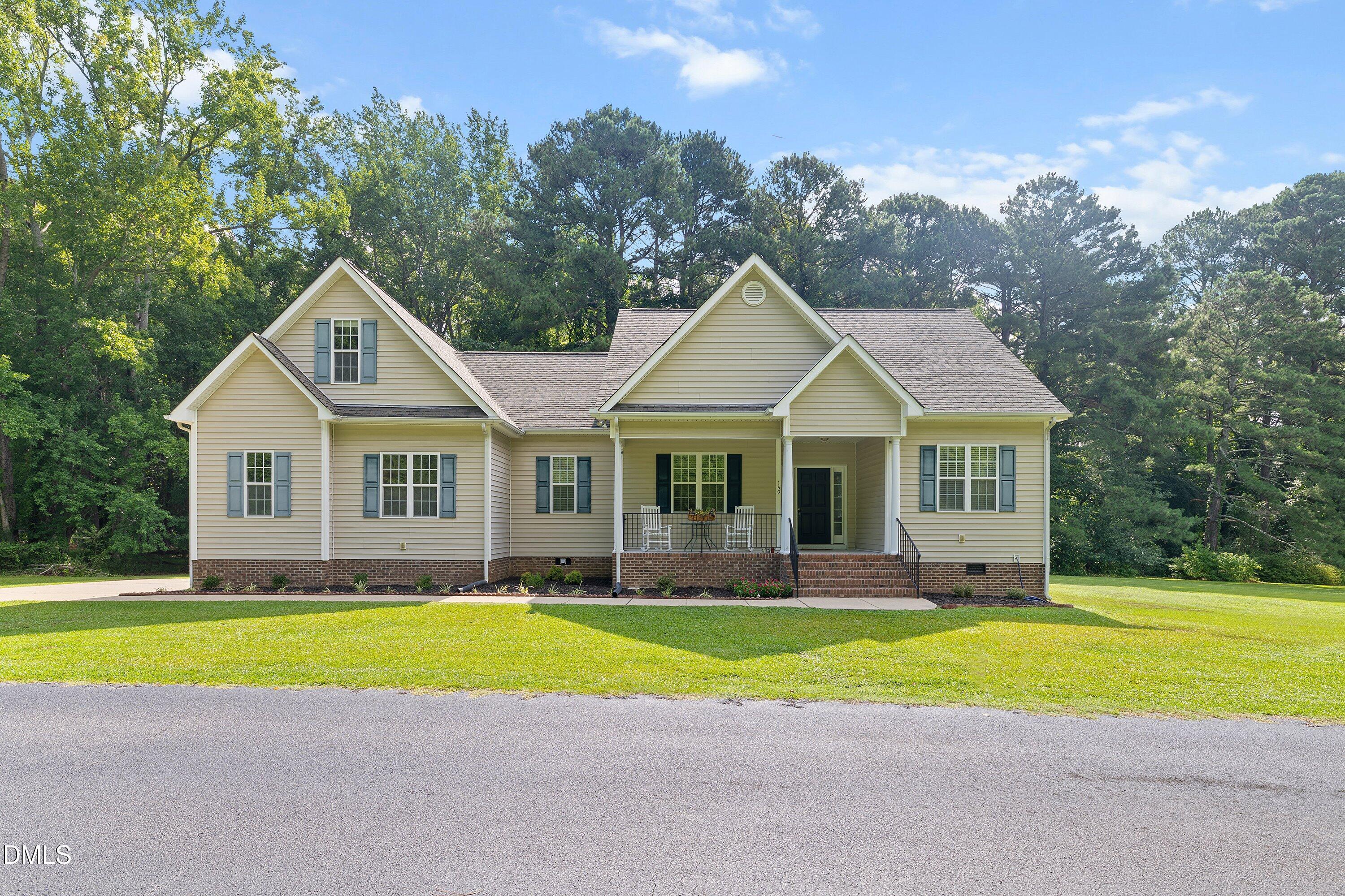 Image 1: 01-140 Lee Ln_1061