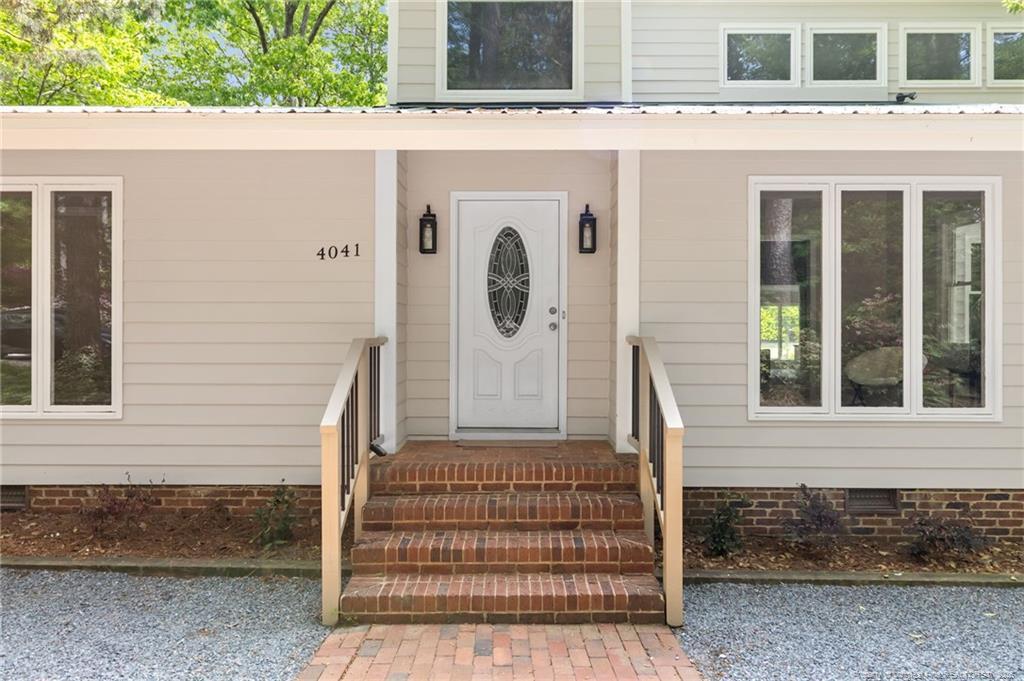 Image 2: Photo 2
