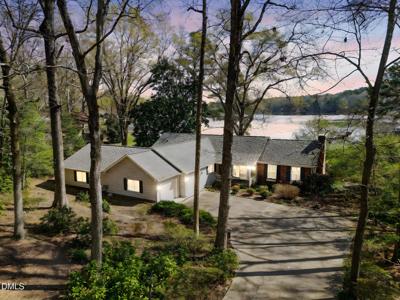 253 Lakeview Drive