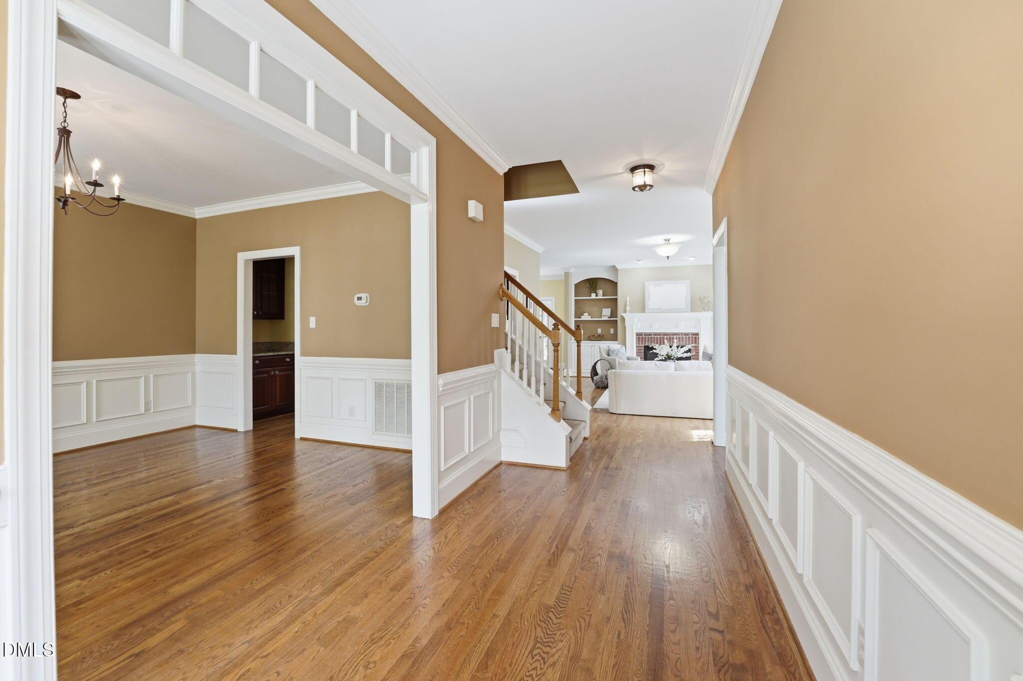 Image 3: 7-web-or-mls-004_DSC09176