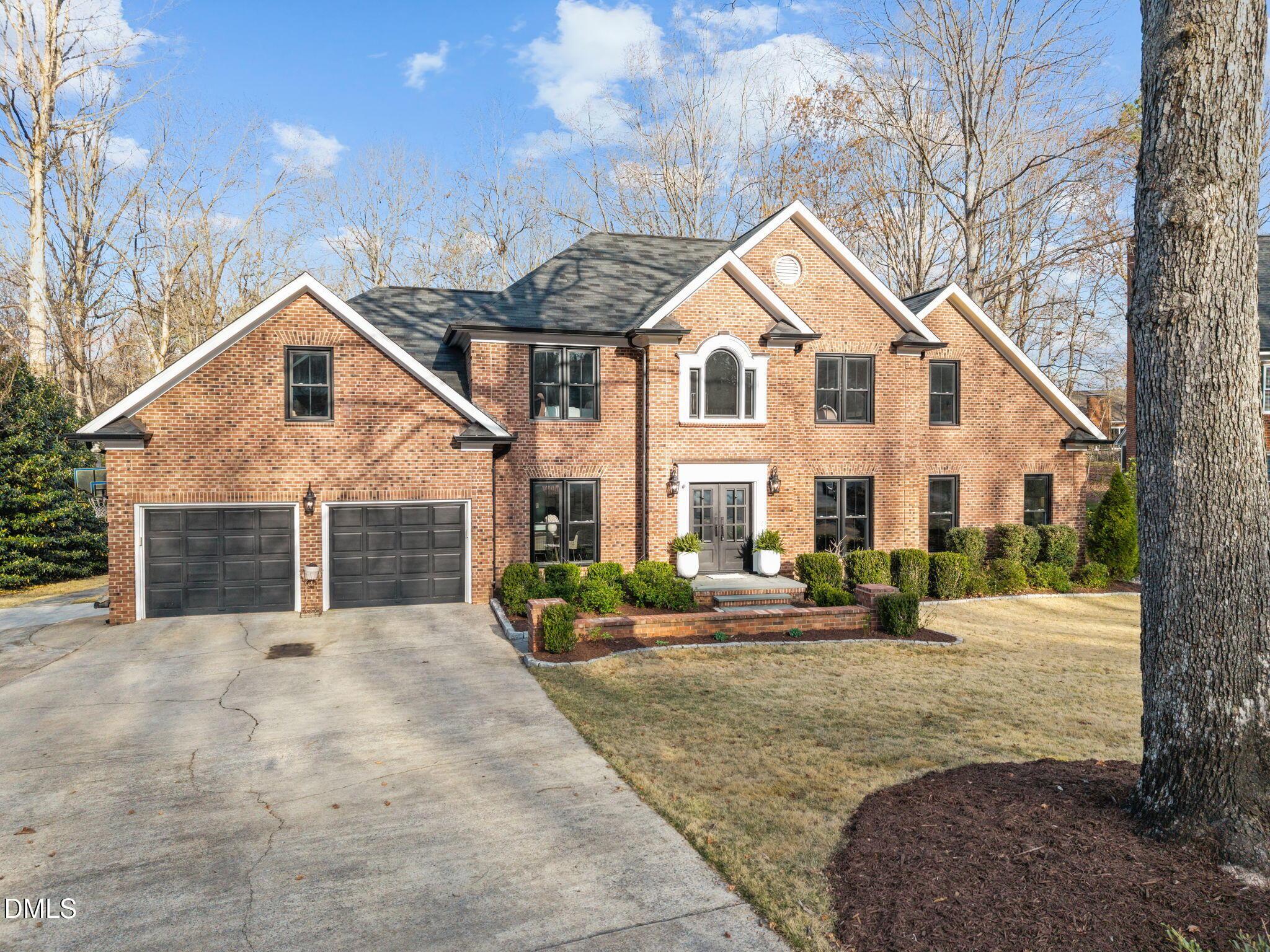 Image 2: 4-web-or-mls-DJI_20260311091005_0260_D