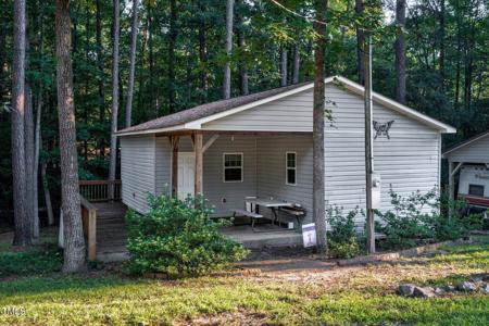 122 Natchez Drive
