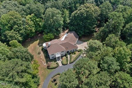 6300 Swallow Cove Lane