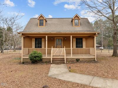 582 Pollyanna Road