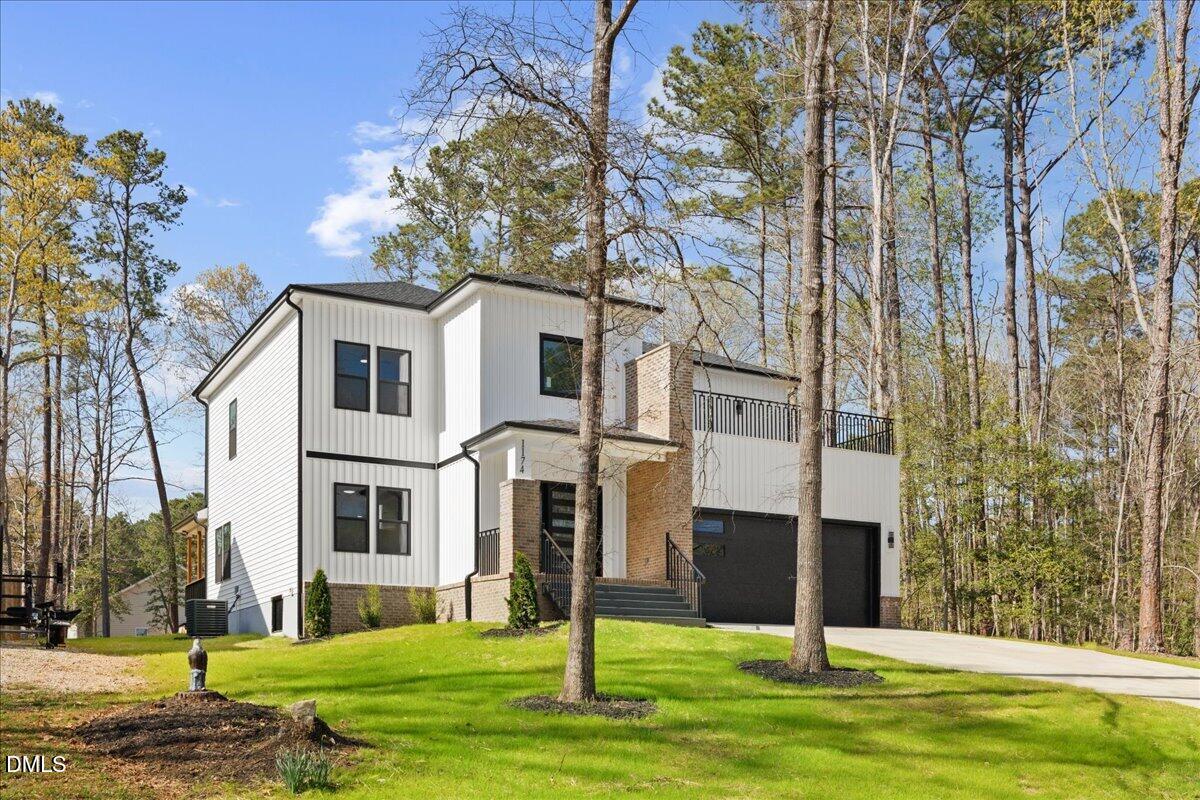 Image 2: 02-1174 Sagamore Dr