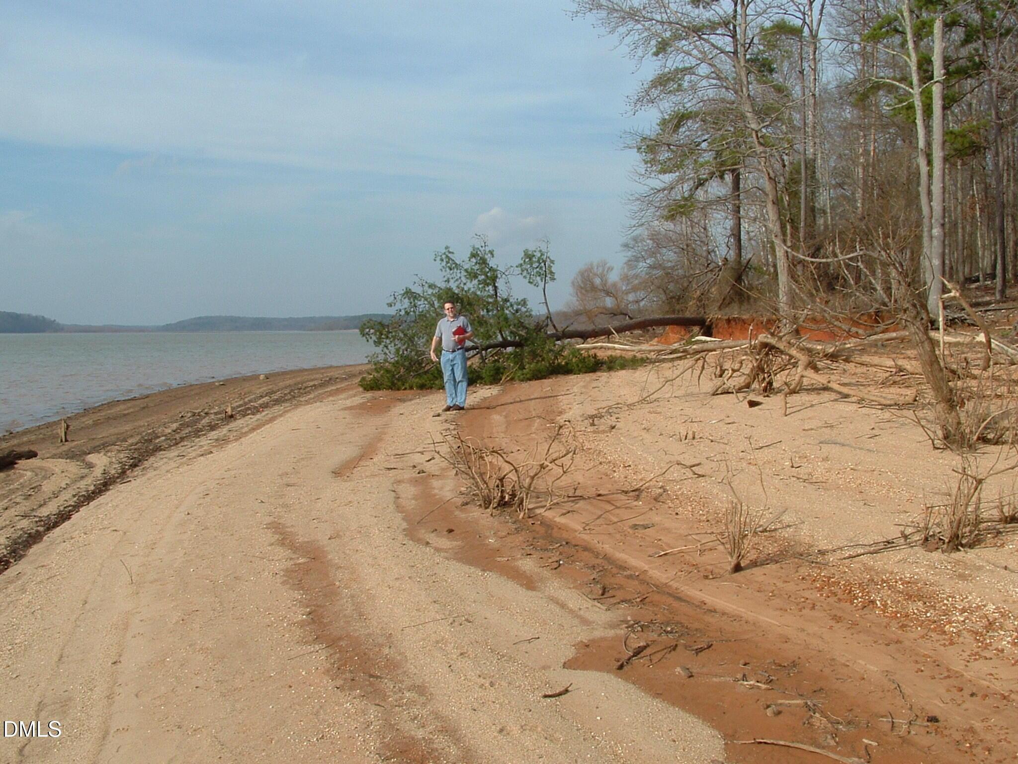Image 4: Duskany, Lot 5, beach