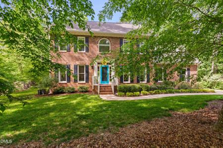 1301 Woodmanor Drive