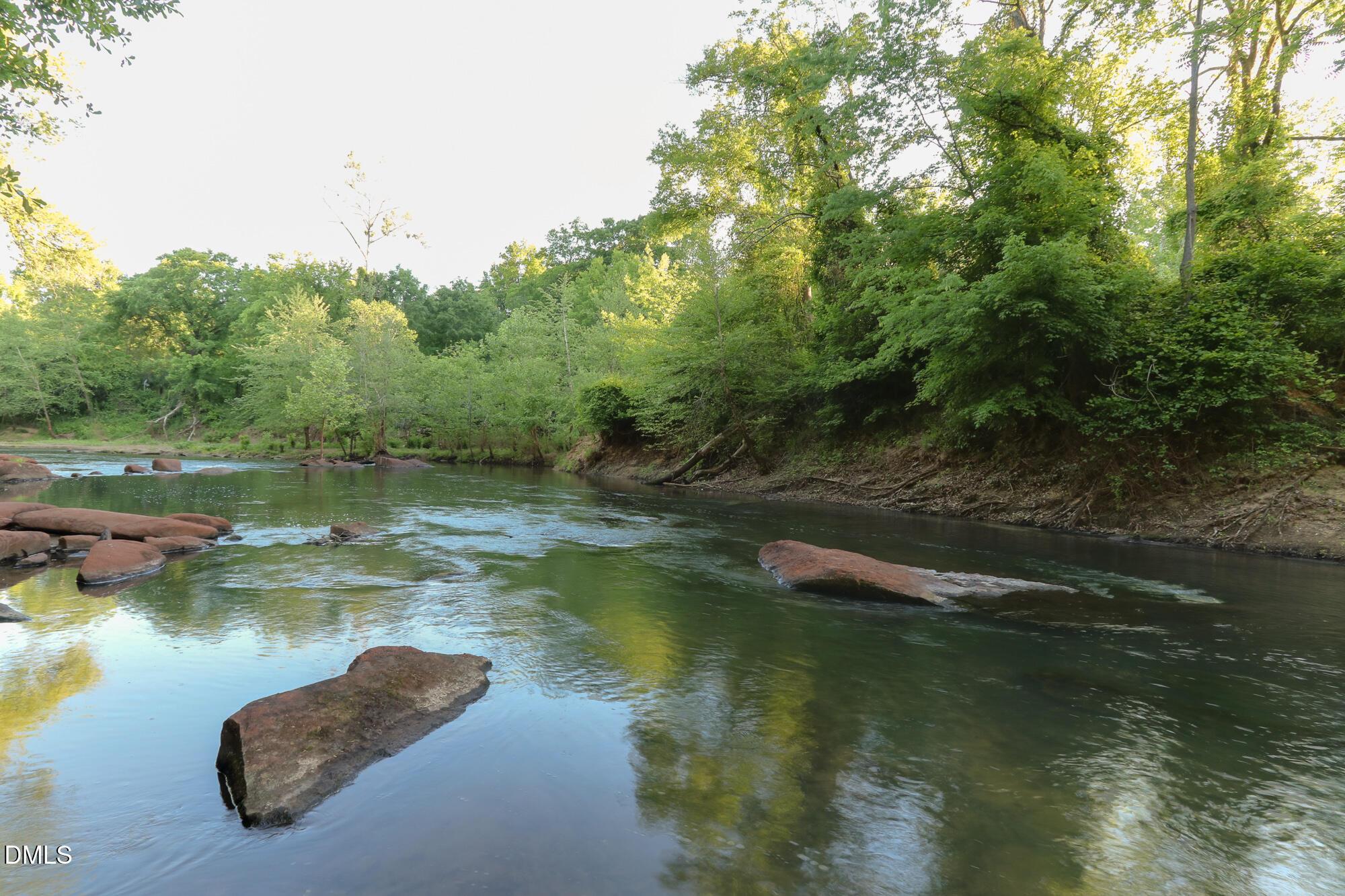 Image 4: Riverside-9