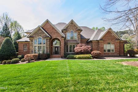 1612 Sharnbrook Court