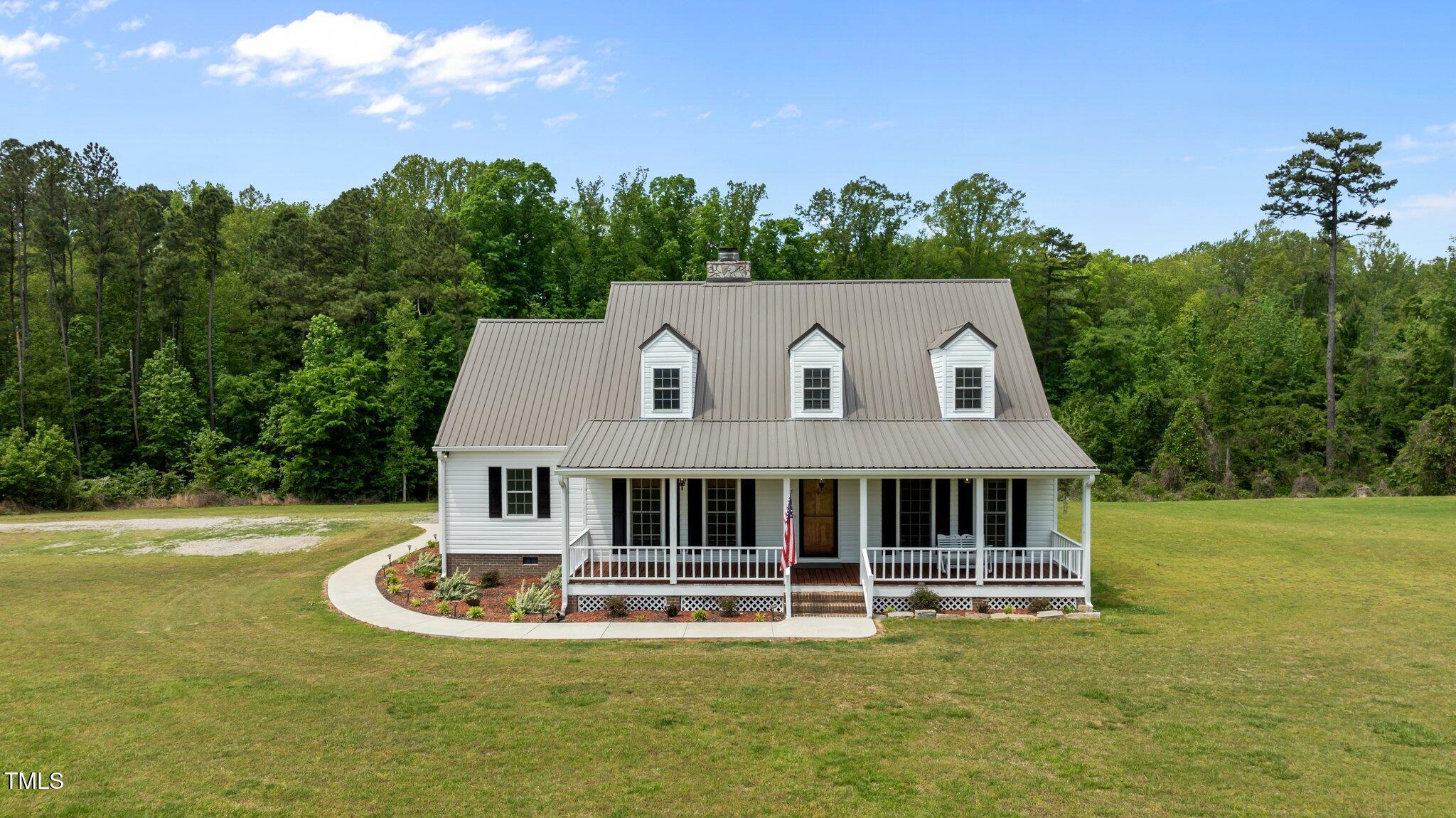 Image 2: 1-web-or-mls-DJI_0893