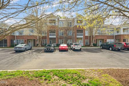 423 Waterford Lake Drive
