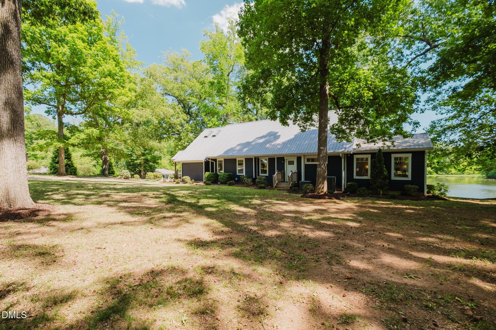 Image 3: 5-web-or-mls-370-robinson-ferry-rd