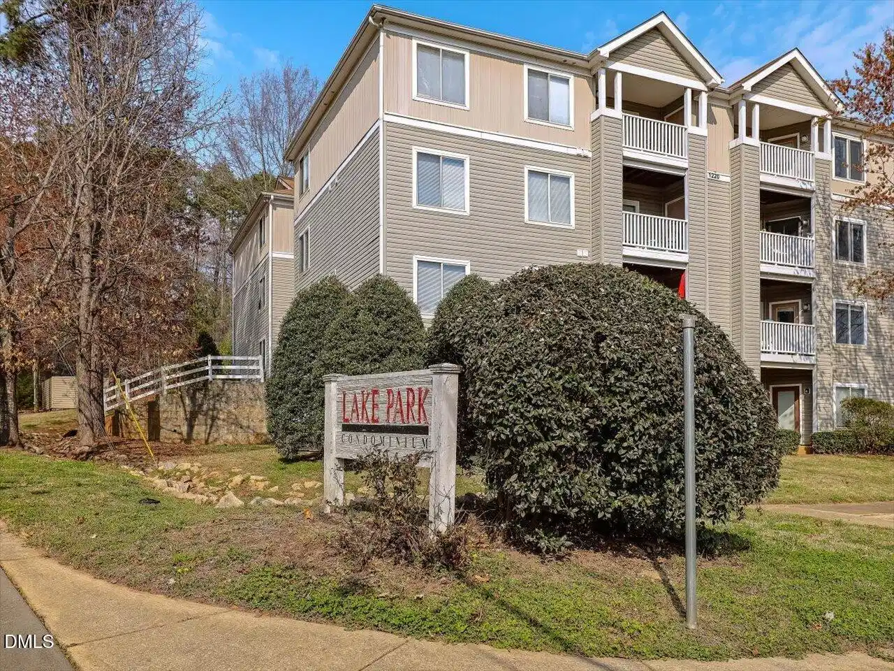 Image 1: 30-Lake Park Condominiums