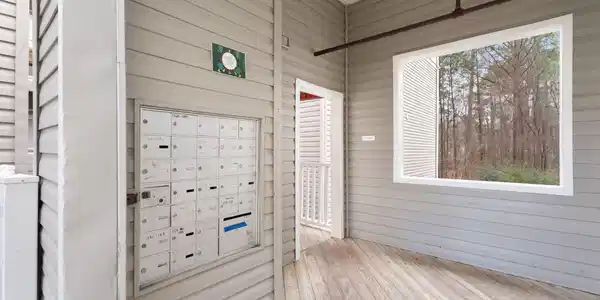 Image 3: 4-web-or-mls-DSC05593