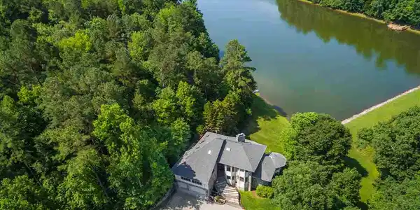 665 Beechwood Road