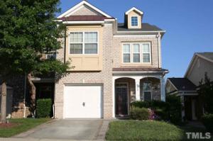 1712 Whirlaway Court