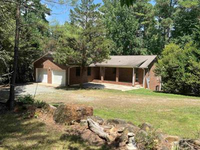 4222 Us 15 501 Highway