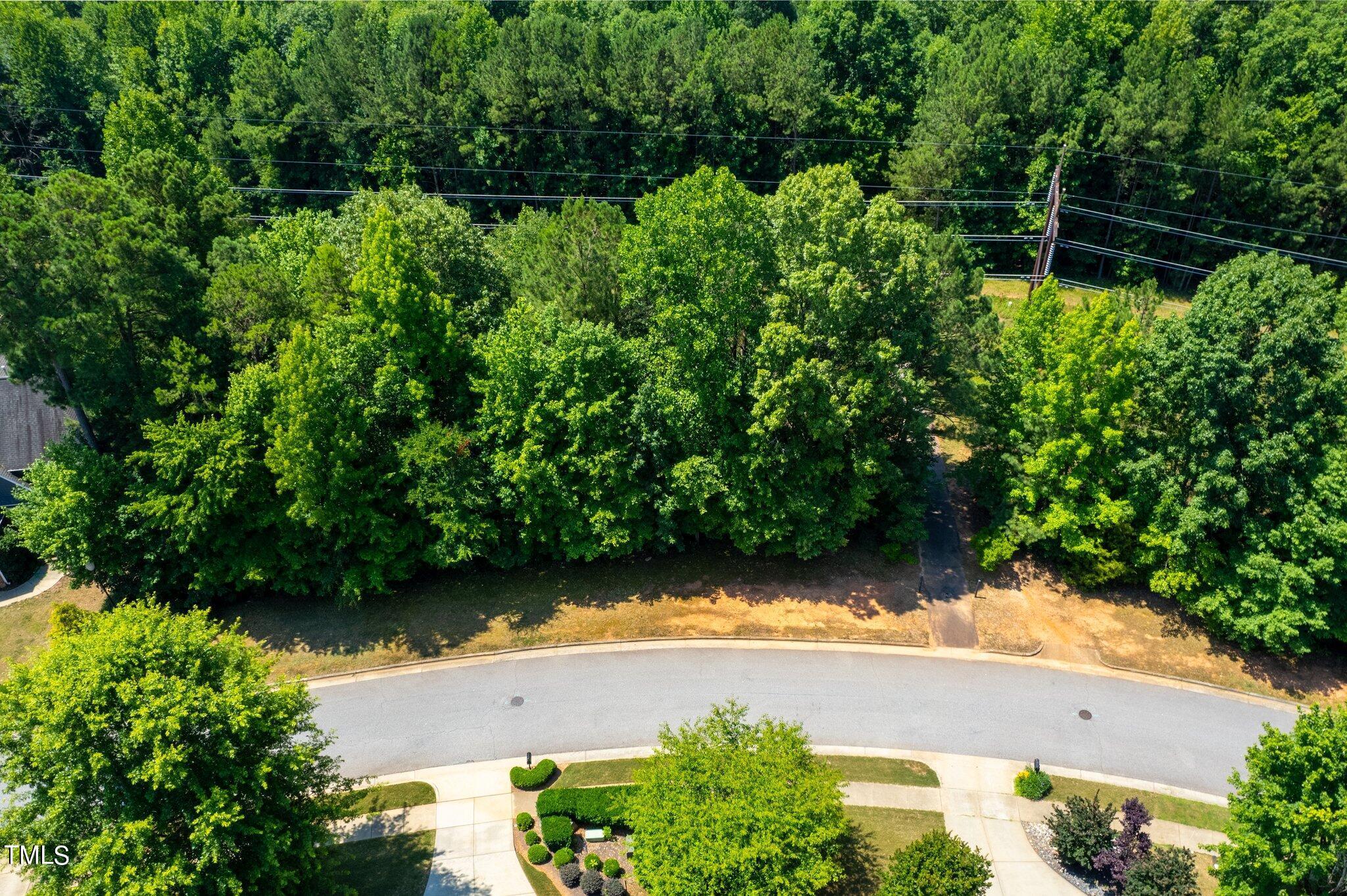 Image 1: 9-web-or-mls-108 Eden Glen (9 of 10)
