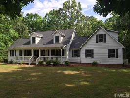 13 Twin Lakes Road