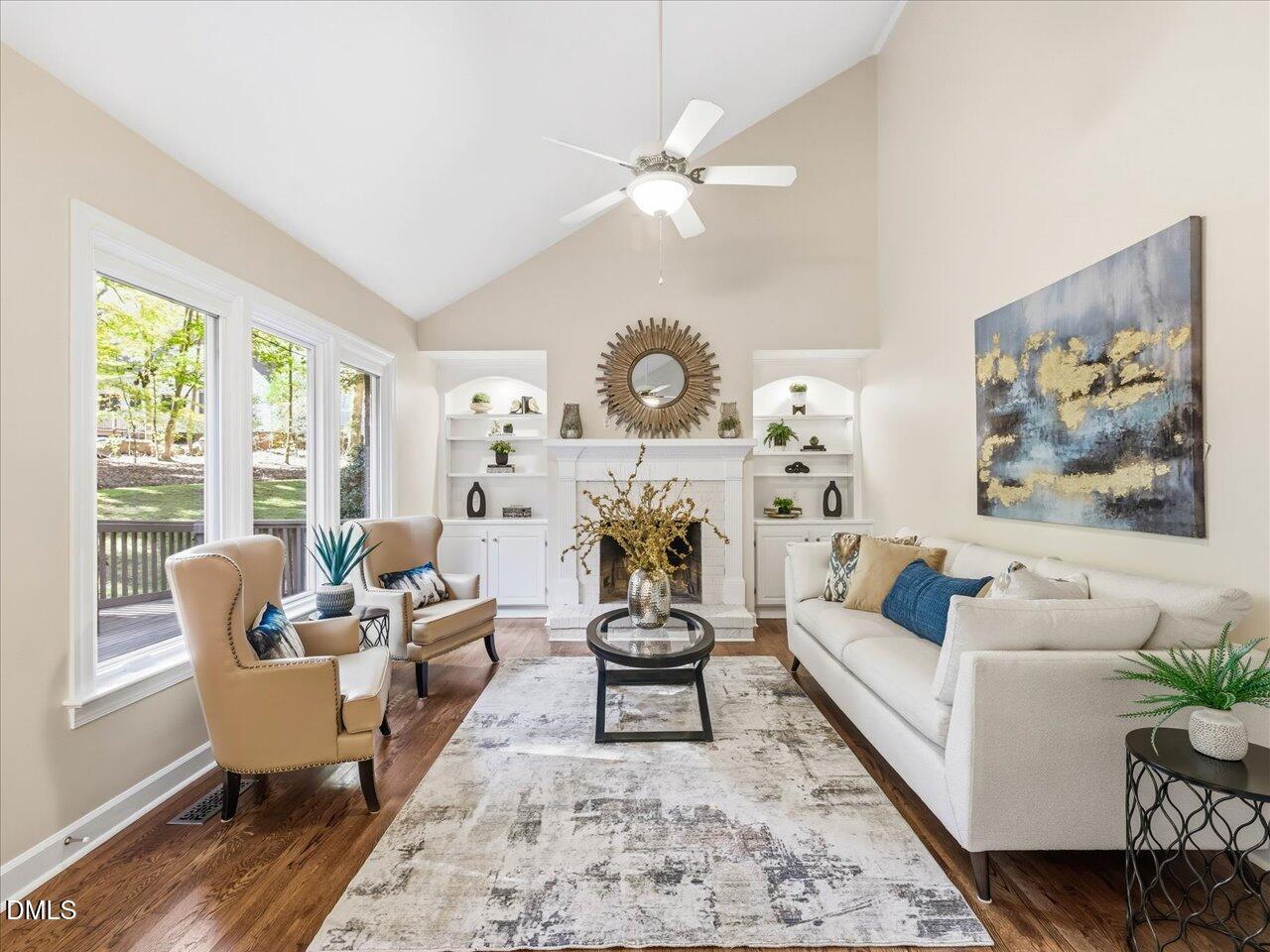 Image 2: 37-Family Room