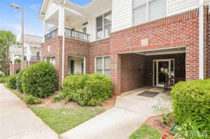 105 Fountain Ridge Place