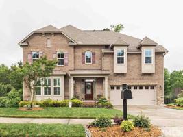917 Queensdale Drive